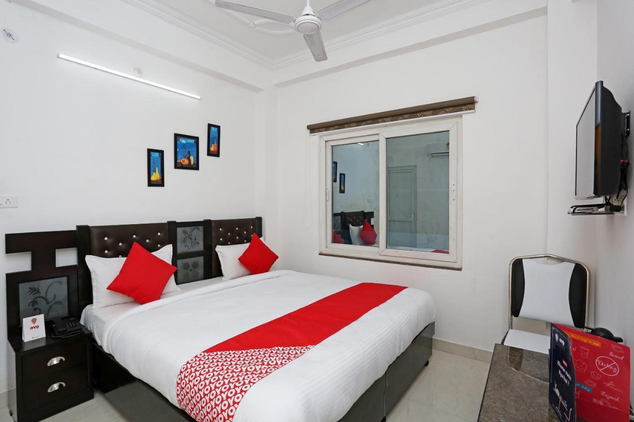 Oyo 11306 Ss Hotel Gorakhpur Extérieur photo
