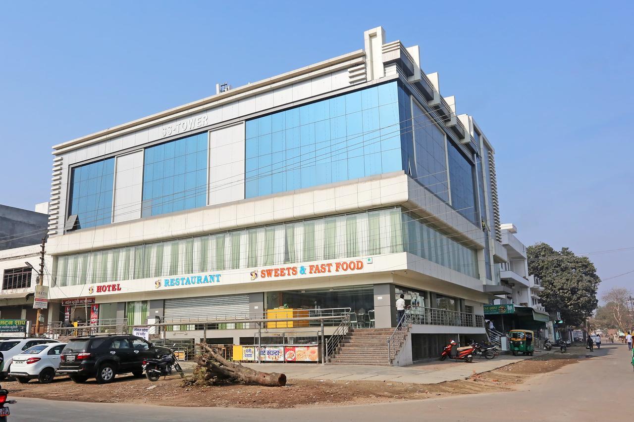 Oyo 11306 Ss Hotel Gorakhpur Extérieur photo