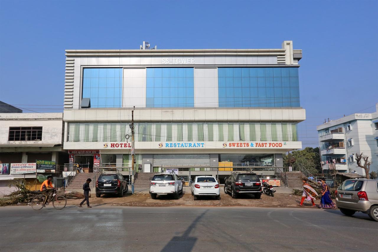 Oyo 11306 Ss Hotel Gorakhpur Extérieur photo